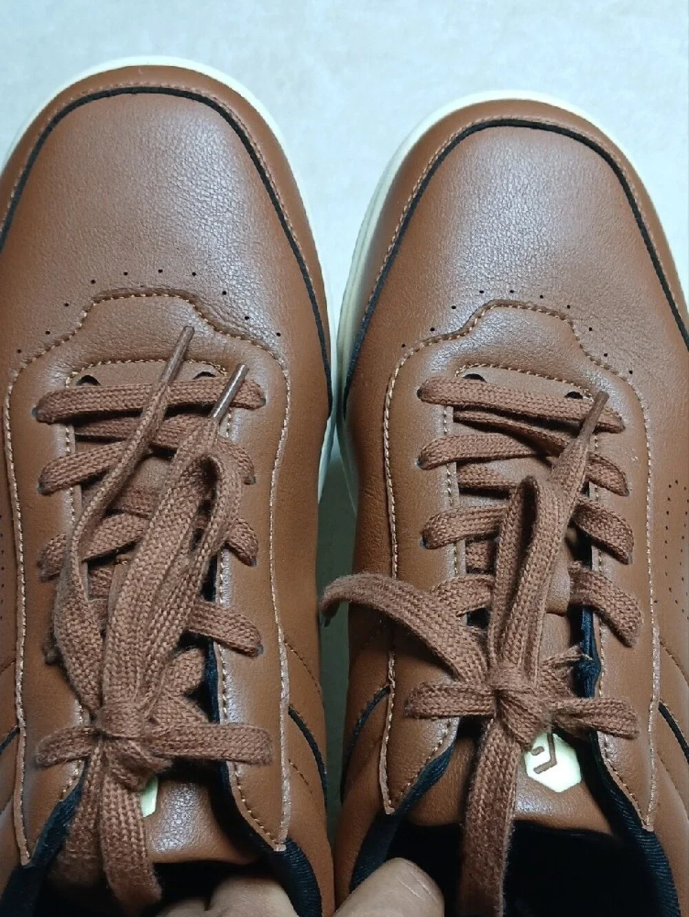 Fitville Slip-resistant Men's Classic Tan Leather-Effect Lace-Up Sneakers Sz 15W